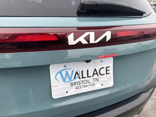 Blue / Black 2026 Kia Seltos S