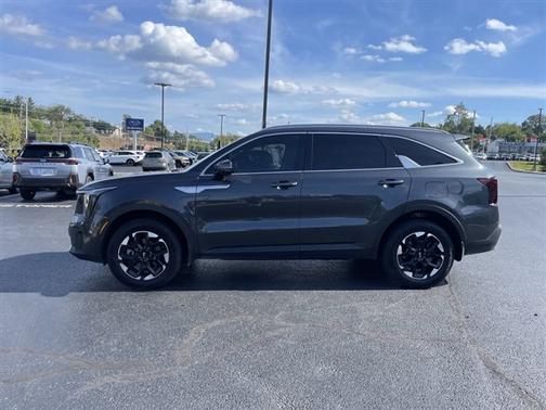 Gravity Gray 2024 Kia Sorento S