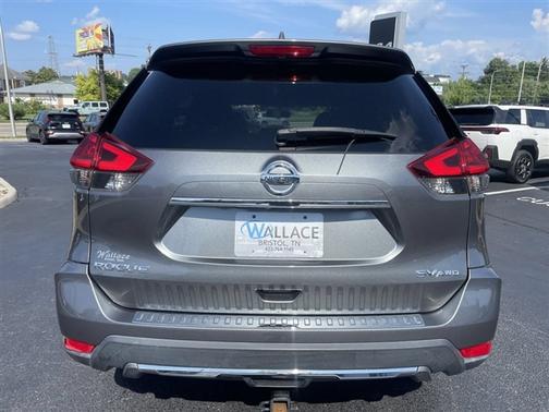Gun Metallic 2017 Nissan Rogue SV
