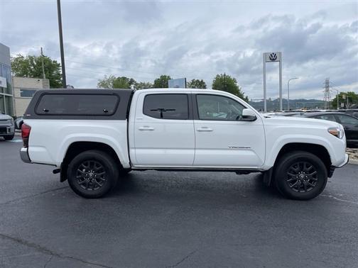 Ice 2023 Toyota Tacoma SR5