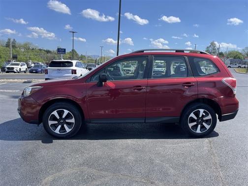 Venetian Red Pearl 2017 Subaru Forester 2.5i