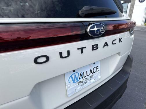 Crystal White Pearl 2026 Subaru Outback Touring XT