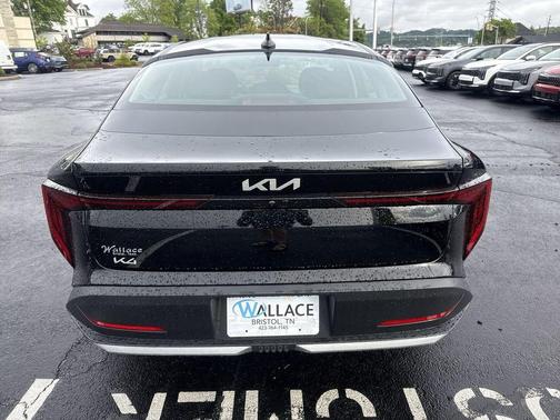 Aurora Black Pearl 2026 Kia K4 LXS