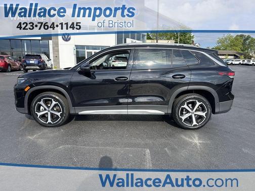 Deep Black Pearl Effect 2026 Volkswagen Tiguan 2.0T SE
