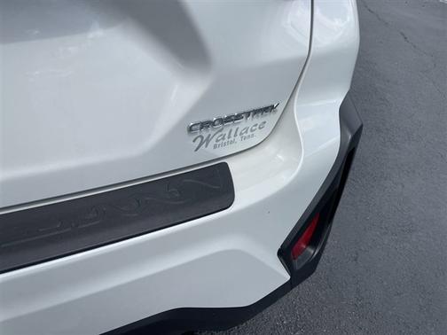 Crystal White Pearl 2025 Subaru Crosstrek Premium