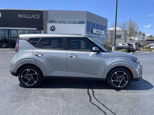 2023 Kia Soul EX
