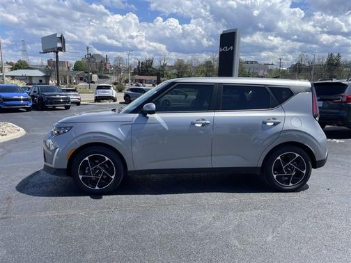 Steel Gray 2023 Kia Soul EX