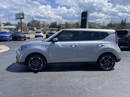 2023 Kia Soul EX