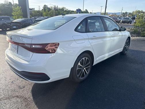 Pure White 2026 Volkswagen Jetta 1.5T Sport