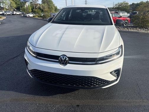 Pure White 2026 Volkswagen Jetta 1.5T Sport