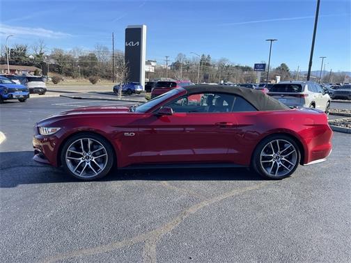2017 Ford Mustang GT Premium
