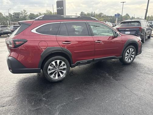 2025 Subaru Outback Touring XT