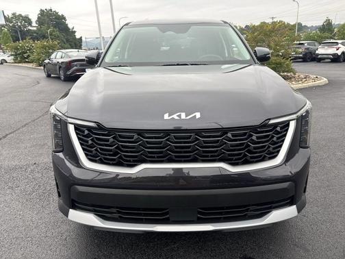 Metal 2026 Kia Sorento LX