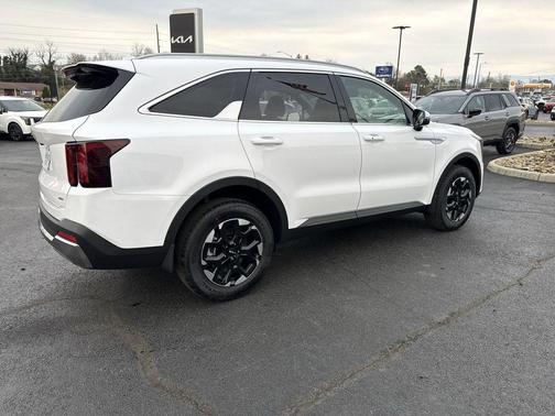 Glacial White Pearl 2026 Kia Sorento S