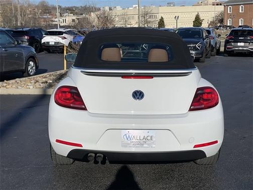 2015 Volkswagen Beetle Auto 1.8T