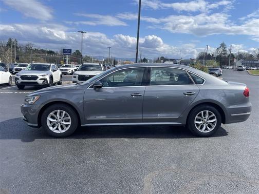 2017 Volkswagen Passat 1.8T S
