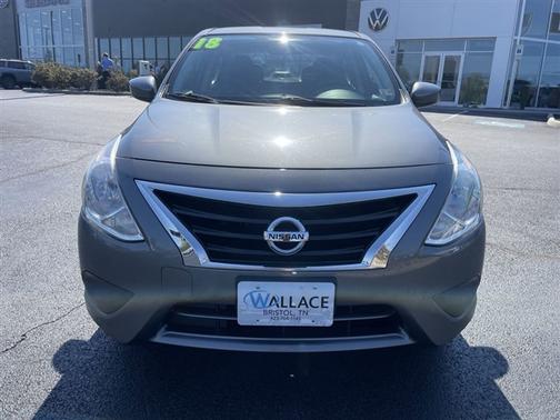 Gun Metallic 2018 Nissan Versa S