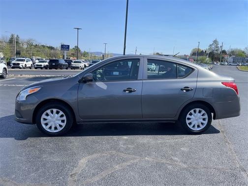 Gun Metallic 2018 Nissan Versa S