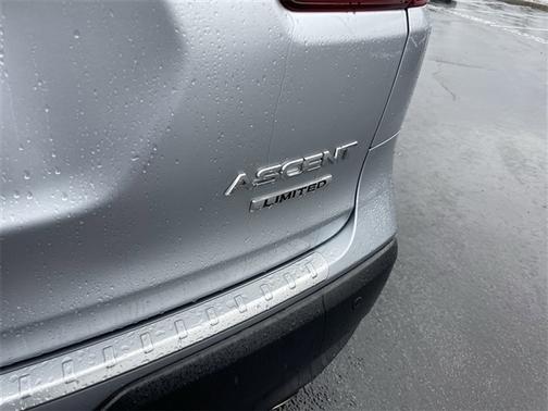 2022 Subaru Ascent Limited 7-Passenger