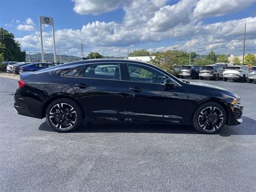 Ebony Black 2021 Kia K5 GT-Line