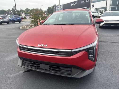 Currant Red 2026 Kia K4 LXS