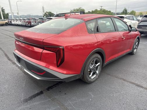 Currant Red 2026 Kia K4 LXS