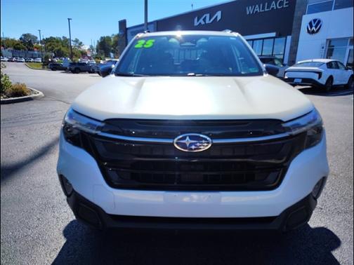 Crystal White Pearl 2025 Subaru Forester Touring