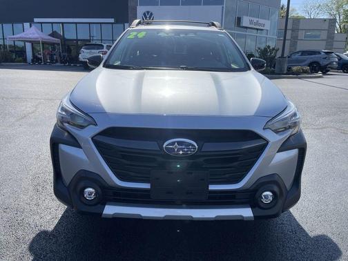 Ice Silver Metallic 2024 Subaru Outback Limited XT