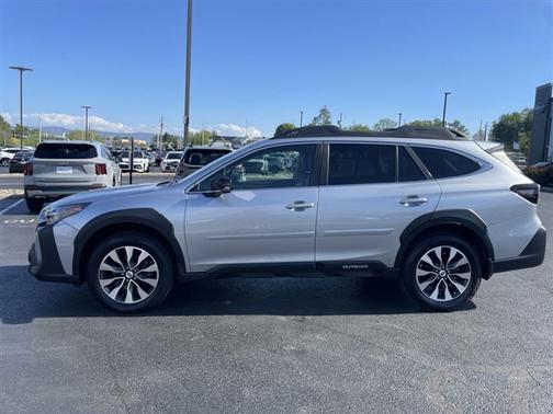 Ice Silver Metallic 2024 Subaru Outback Limited XT