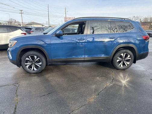 Mountain Lake Blue Metallic 2026 Volkswagen Atlas 2.0T SE