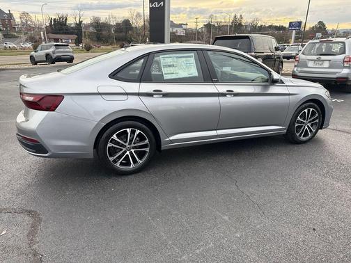 Pyrite Silver Metallic 2026 Volkswagen Jetta 1.5T Sport