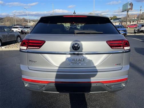 2022 Volkswagen Atlas Cross Sport 2.0T SE w/Technology