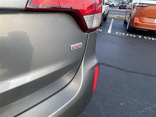 2015 Kia Sorento LX