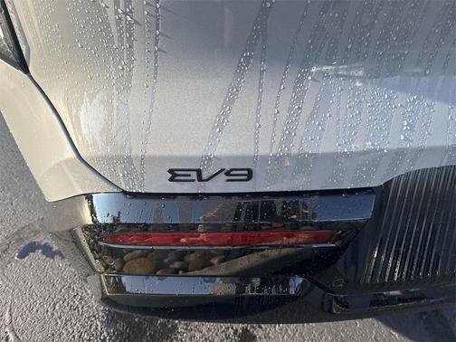 2026 Kia EV9 Land