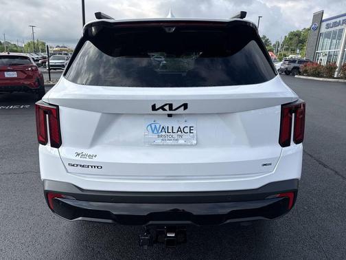 Glacial White Pearl 2026 Kia Sorento X-Line SX Prestige