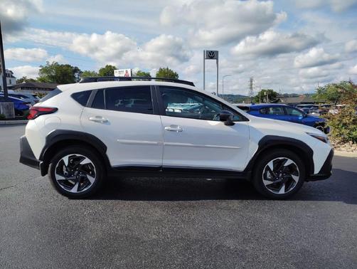 Crystal White Pearl 2024 Subaru Crosstrek Limited