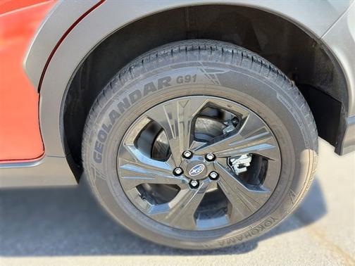 Sun Blaze Pearl 2024 Subaru Crosstrek Base