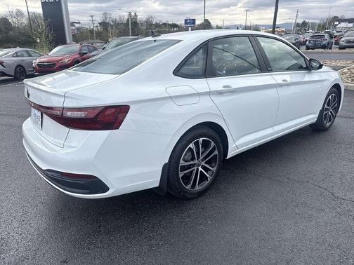 Pure White 2026 Volkswagen Jetta 1.5T Sport