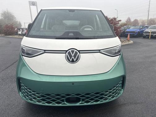 2025 Volkswagen ID. Buzz Pro S Plus