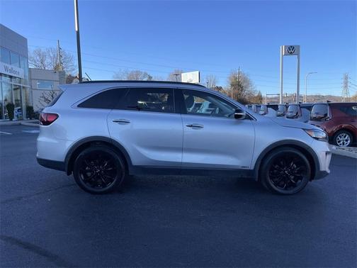 2020 Kia Sorento S