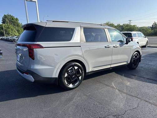 Ceramic Silver 2026 Kia Carnival EX