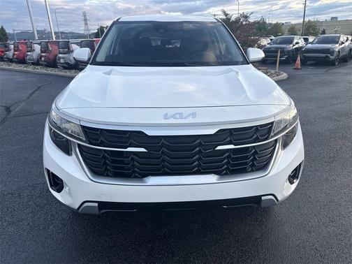 2025 Kia Seltos LX