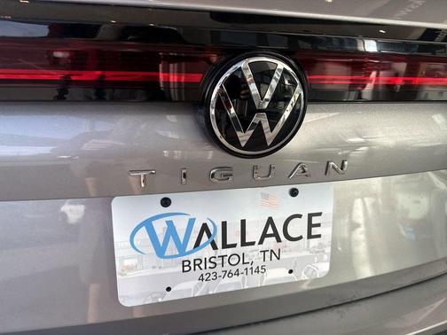 Pyrite 2026 Volkswagen Tiguan 2.0T S