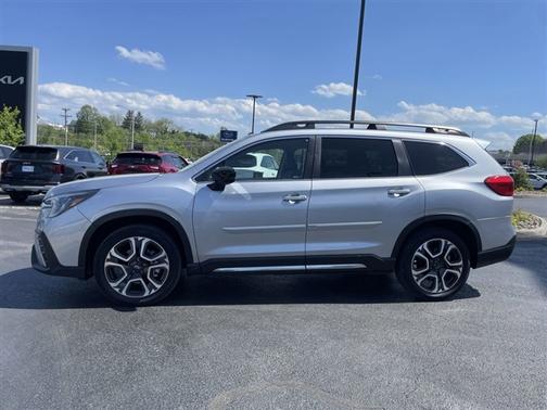 Ice Silver Metallic 2024 Subaru Ascent Limited