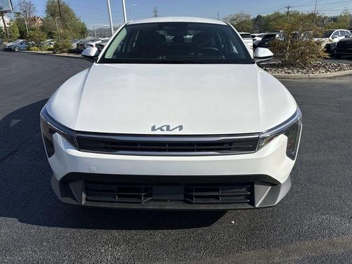 Snow White Pearl 2026 Kia K4 LXS