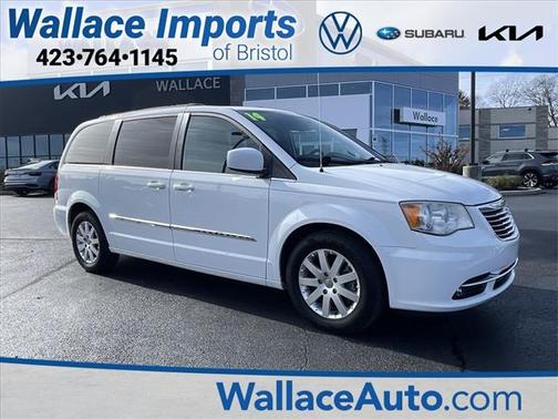 2014 Chrysler Town & Country Touring