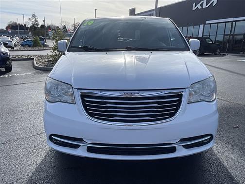 2014 Chrysler Town & Country Touring