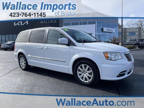 2014 Chrysler Town & Country Touring