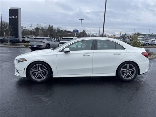 2019 Mercedes-Benz A-Class A 220 4MATIC