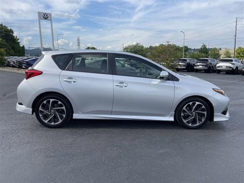 Classic Silver Metallic 2017 Toyota Corolla iM Base